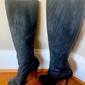 B Brian Atwood boots